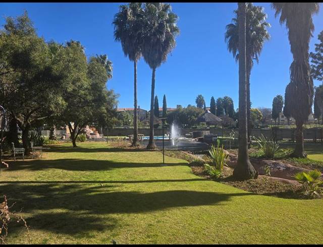 4 BEDROOM HOUSE FOR SALE IN VAALPARK